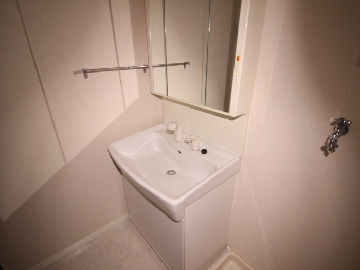物件内観写真16　(洗面)