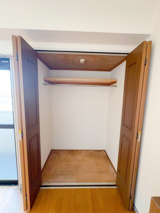 物件内観写真18　(収納)