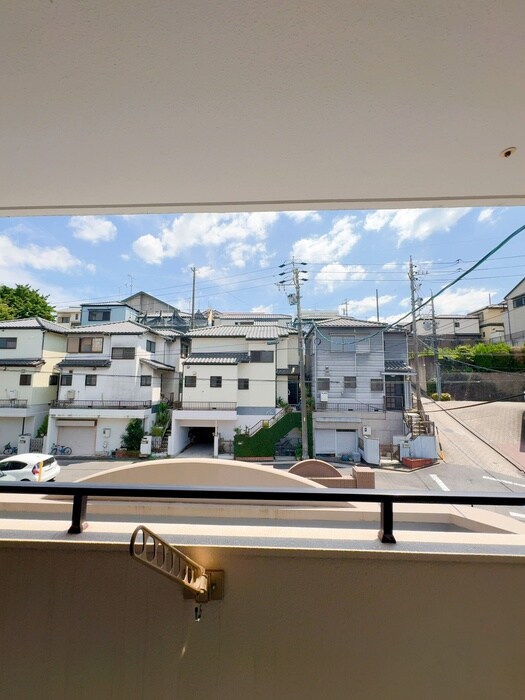 物件内観写真19　(室内からの展望)