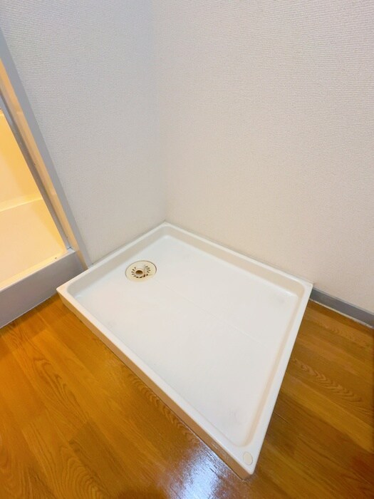 物件内観写真20　(洗濯機置場)