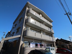 カ－サ西城外観写真