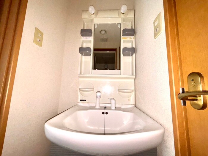 物件内観写真10　(洗面)