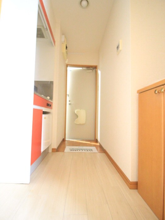 物件内観写真19　(廊下)