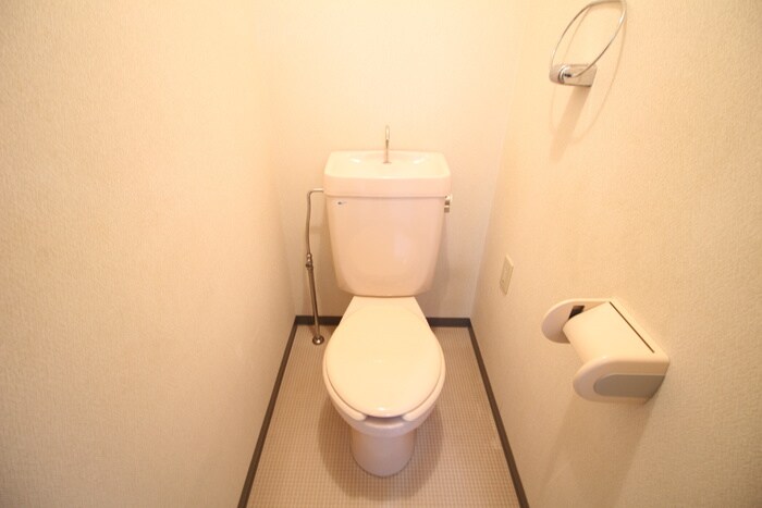 物件内観写真13　(トイレ)