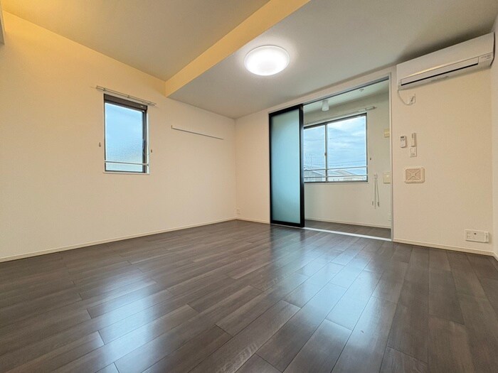 物件内観写真22　(居室)