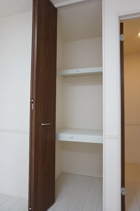 物件内観写真11　(内観写真)