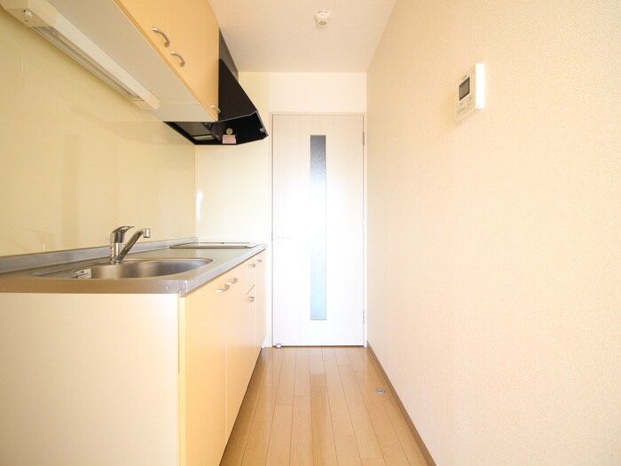 物件内観写真20　(廊下)