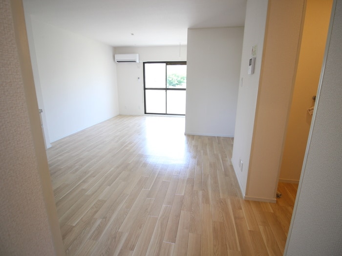 物件内観写真6　(居室)