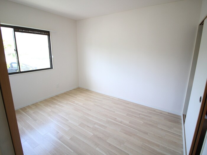 物件内観写真15　(居室)