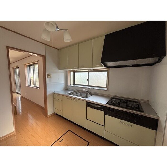 物件内観写真6　(キッチン)