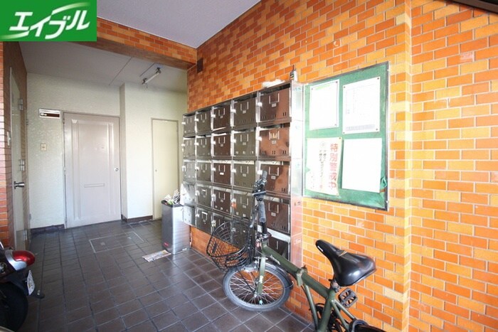 物件外観写真4　(建物設備)