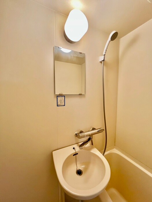 物件内観写真12　(洗面)