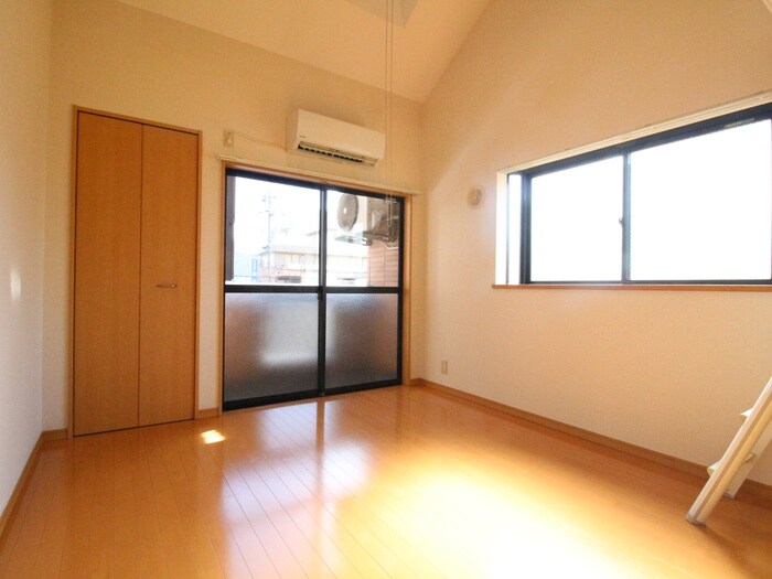 物件内観写真5　(居室)