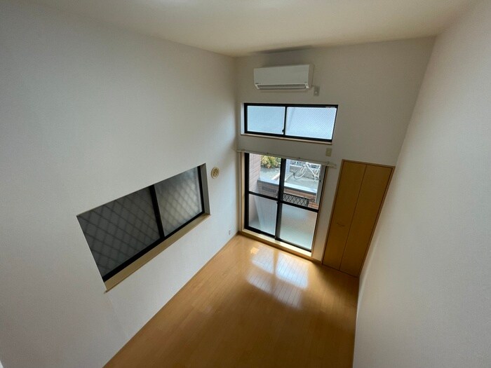 物件内観写真11　(居室)