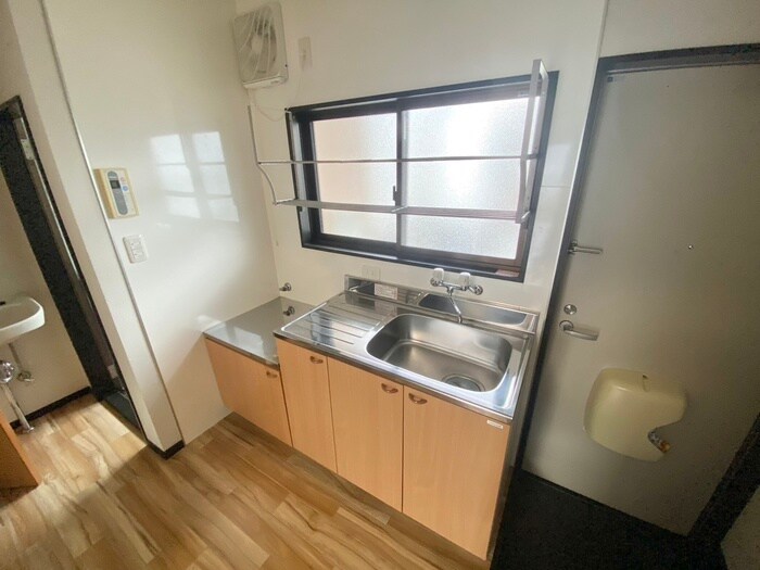 物件内観写真8　(キッチン)