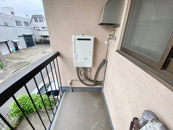 物件内観写真13　(洗濯機置場)