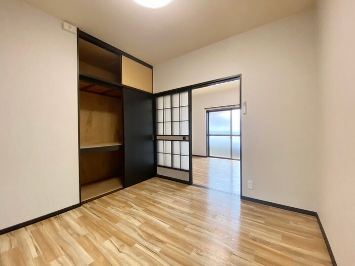 物件内観写真18　(居室)