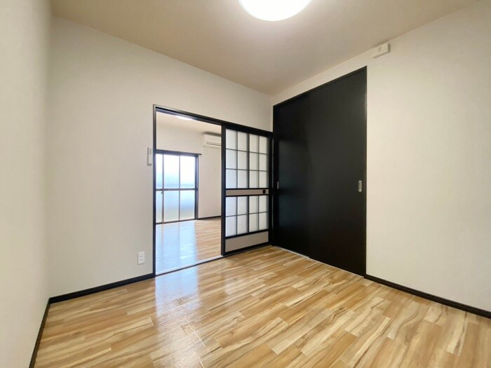 物件内観写真19　(居室)