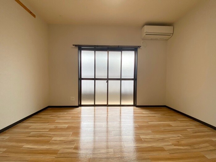 物件内観写真21　(居室)