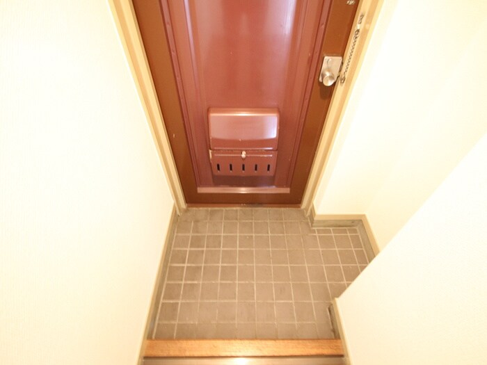物件内観写真19　(玄関)