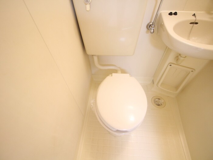 物件内観写真12　(トイレ)