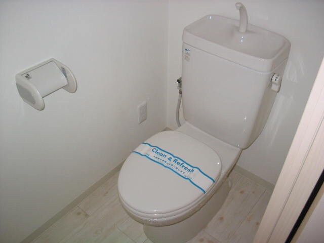 物件内観写真15　(トイレ)