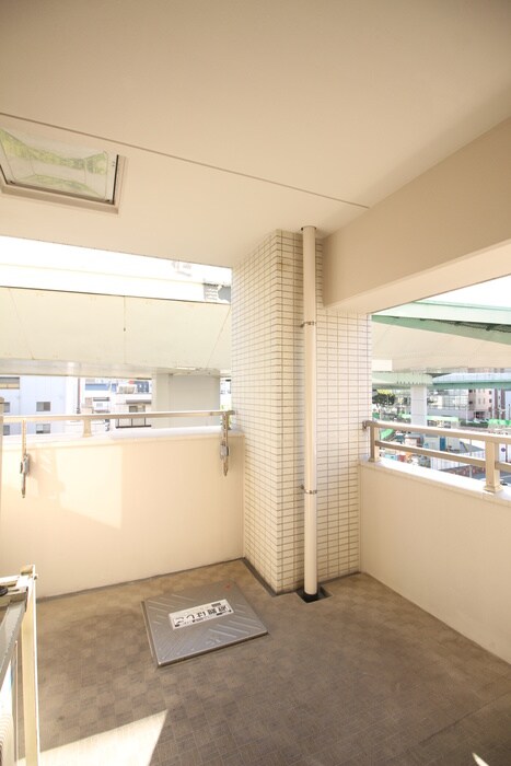 物件内観写真16　(ベランダ・バルコニー)