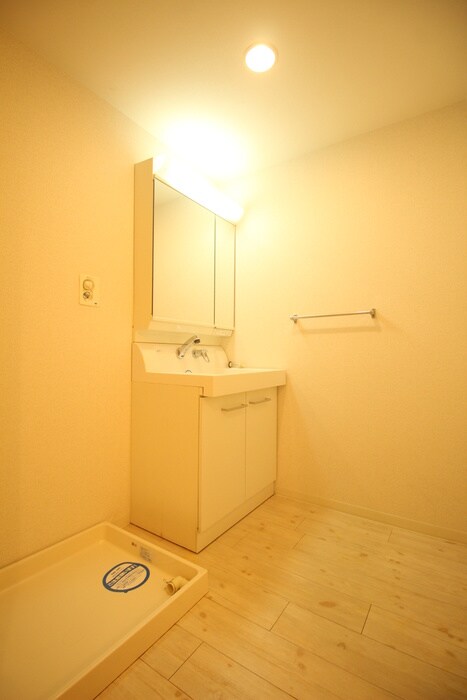 物件内観写真21　(洗濯機置場)