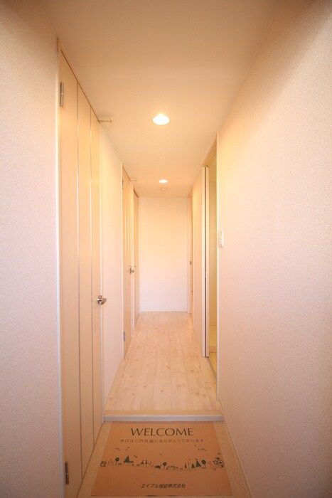 物件内観写真22　(廊下)