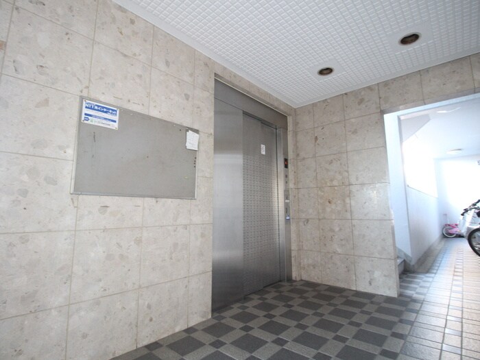 物件外観写真4　(建物設備)