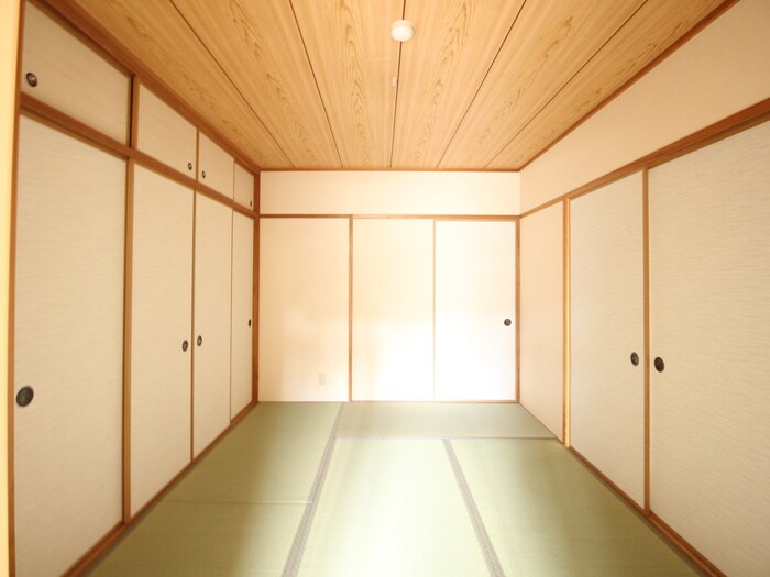 物件内観写真10　(居室)