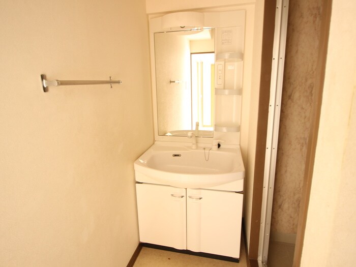 物件内観写真13　(洗面)