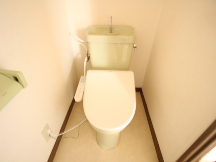 物件内観写真14　(トイレ)