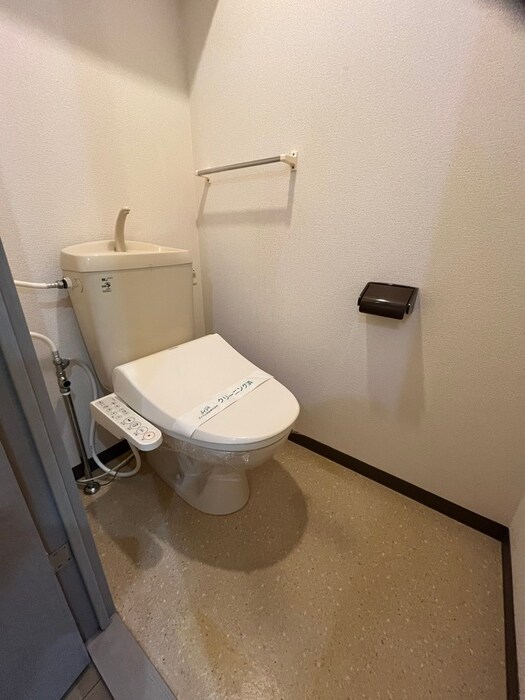 物件内観写真16　(トイレ)