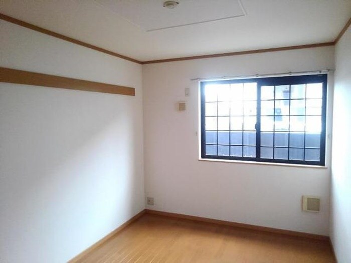 物件内観写真10　(居室)