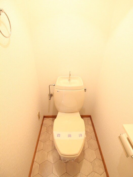 物件内観写真14　(トイレ)