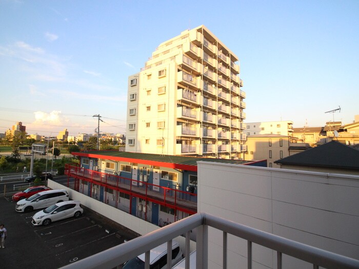 物件内観写真19　(室内からの展望)