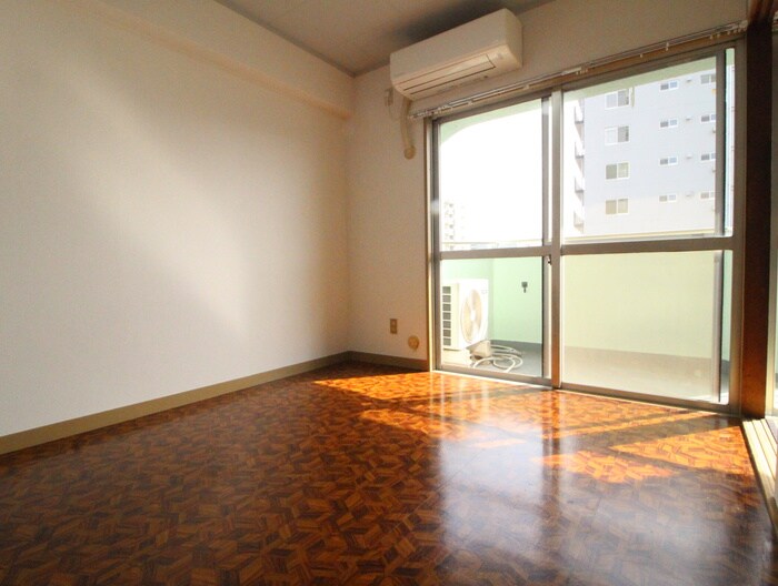 物件内観写真13　(居室)