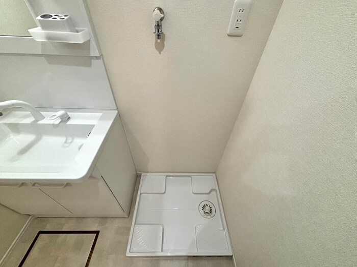 物件内観写真18　(洗濯機置場)