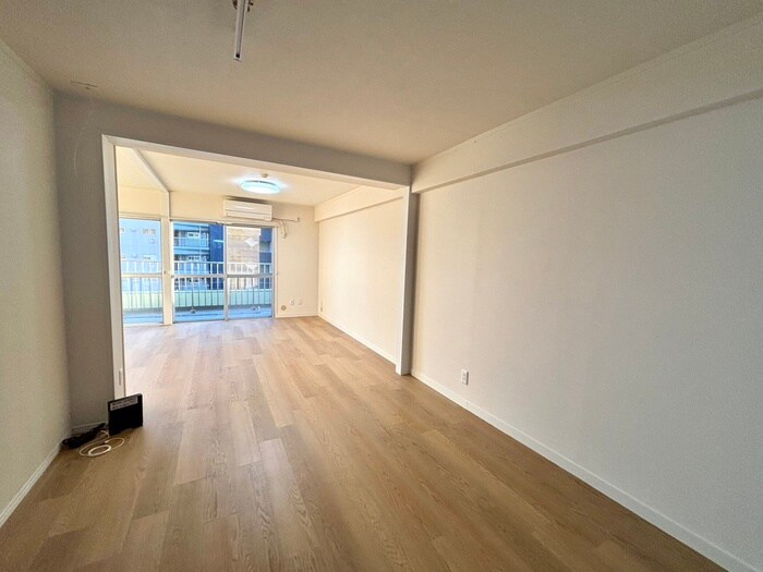 物件内観写真22　(居室)