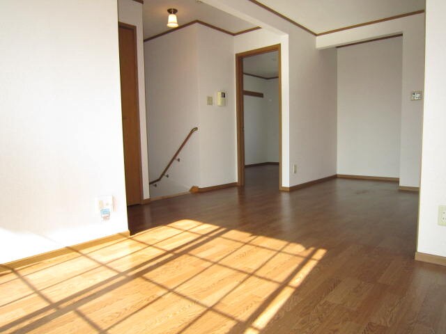 物件内観写真10　(居室)