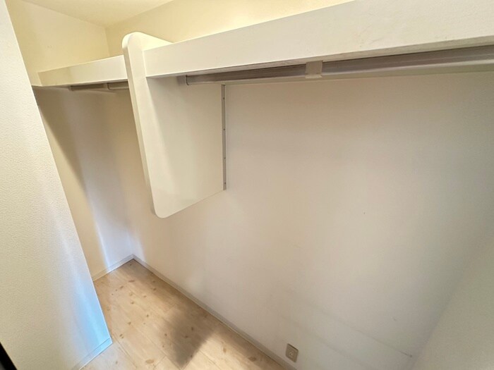 物件内観写真14　(収納)