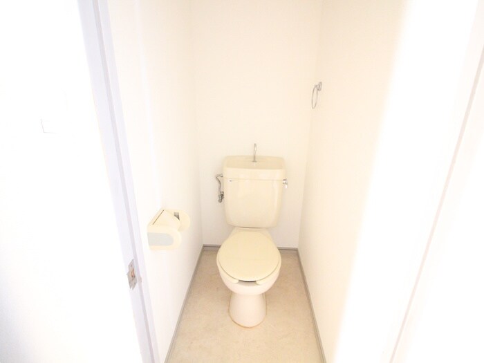 物件内観写真11　(トイレ)