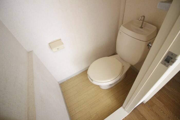 物件内観写真11　(トイレ)