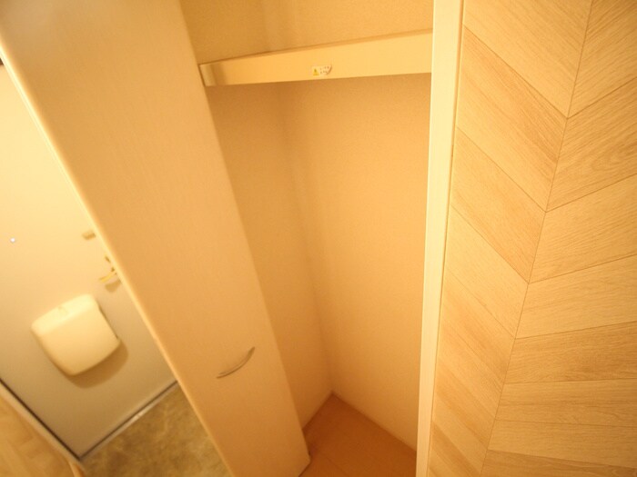 物件内観写真21　(収納)