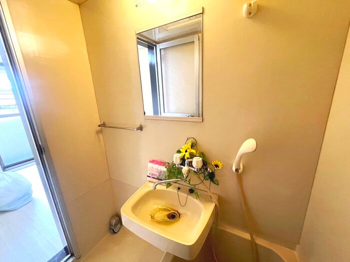 物件内観写真10　(洗面)