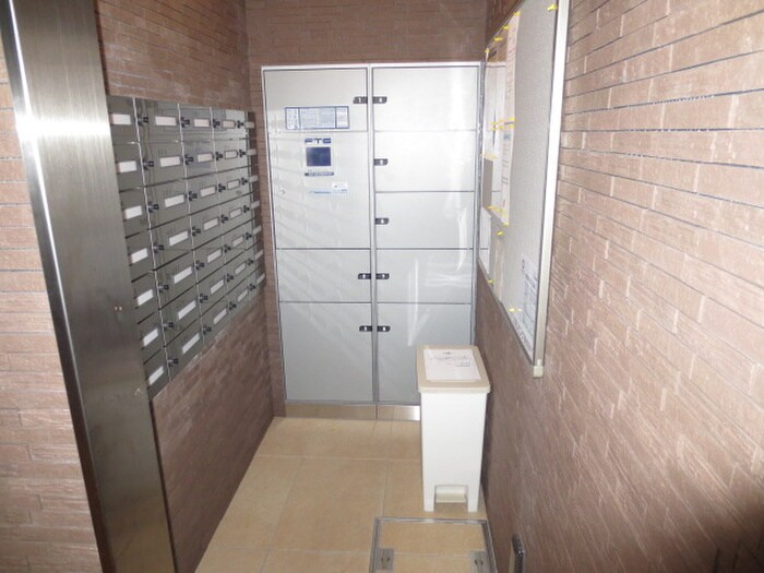 物件外観写真6　(建物設備)