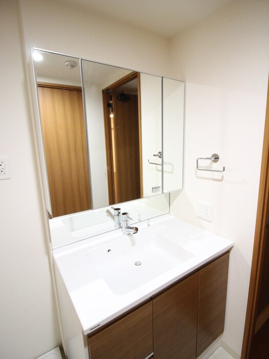 物件内観写真13　(洗面)