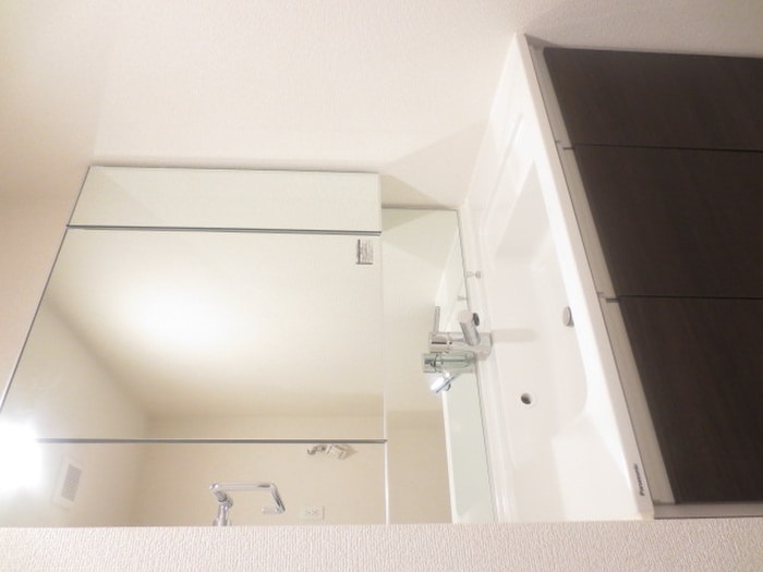 物件内観写真13　(洗面)