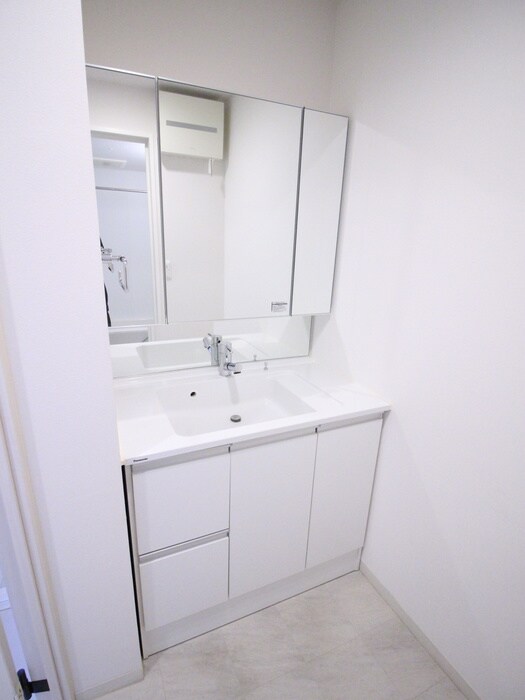 物件内観写真13　(洗面)